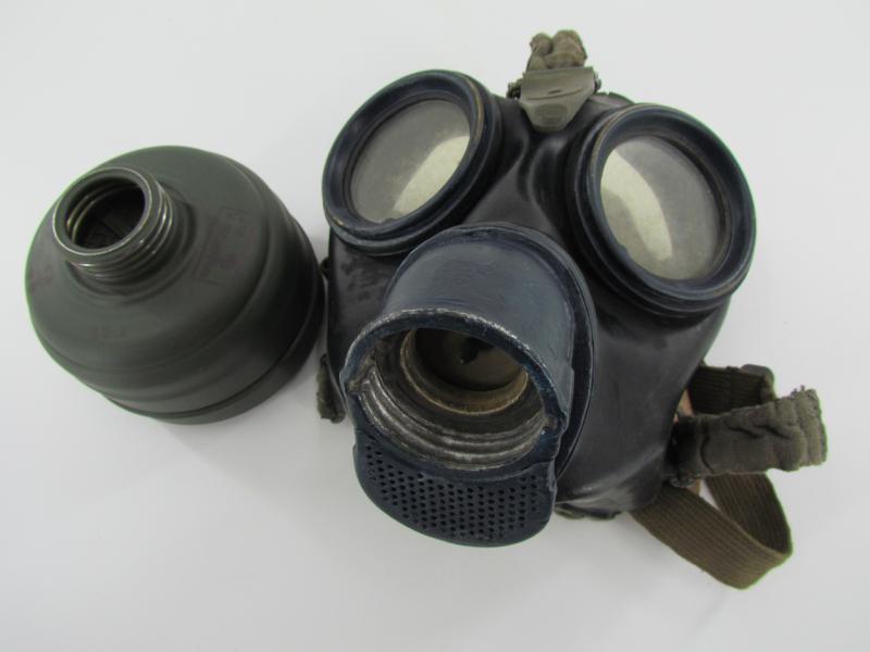 WH/SS Named Gasmask Cannister With Contents
