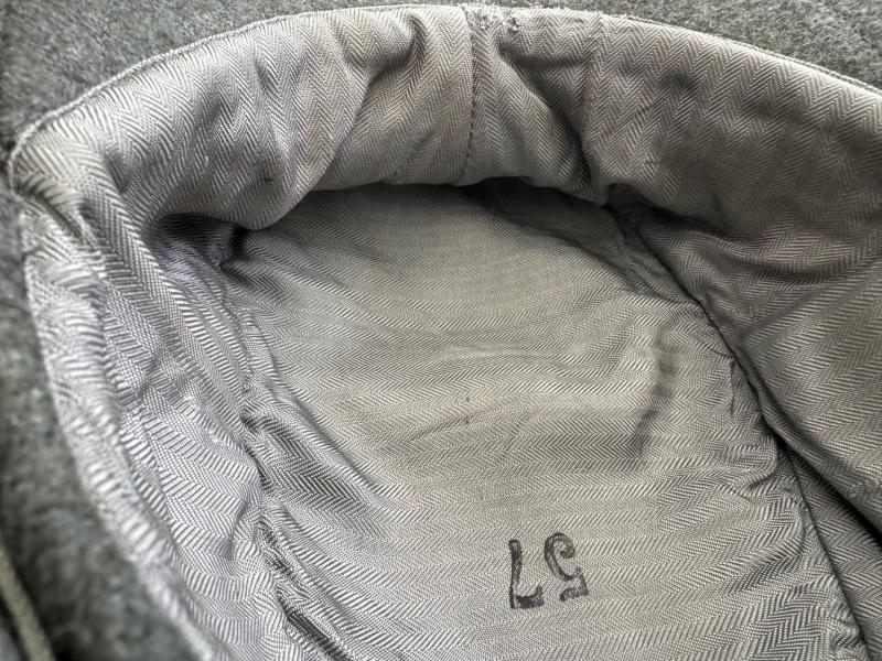 Waffen SS M43 fieldcap, Trapezoid insignia