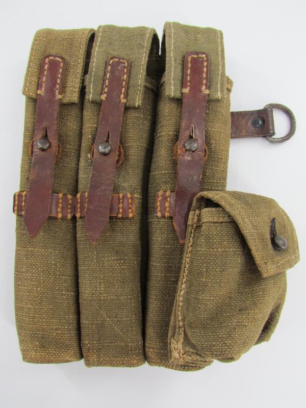 WH/SS Matching Green MP40 Pouches ....1942