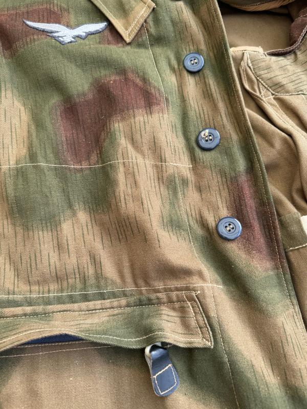 M42 Fallschirmjäger 'Knochensack' smock in Sumpftarn44 camouflage...Mint