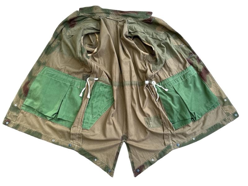 M42 Fallschirmjäger 'Knochensack' smock in Sumpftarn44 camouflage...Mint