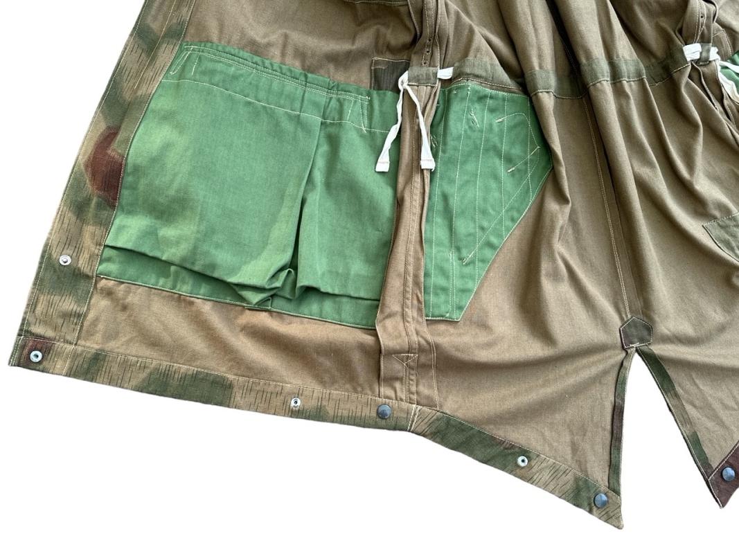 M42 Fallschirmjäger 'Knochensack' smock in Sumpftarn44 camouflage...Mint