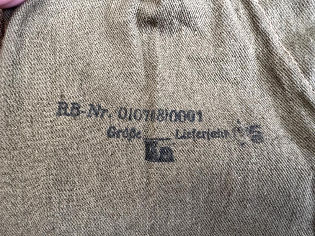 M42 Fallschirmjäger 'Knochensack' smock in Sumpftarn44 camouflage...Mint