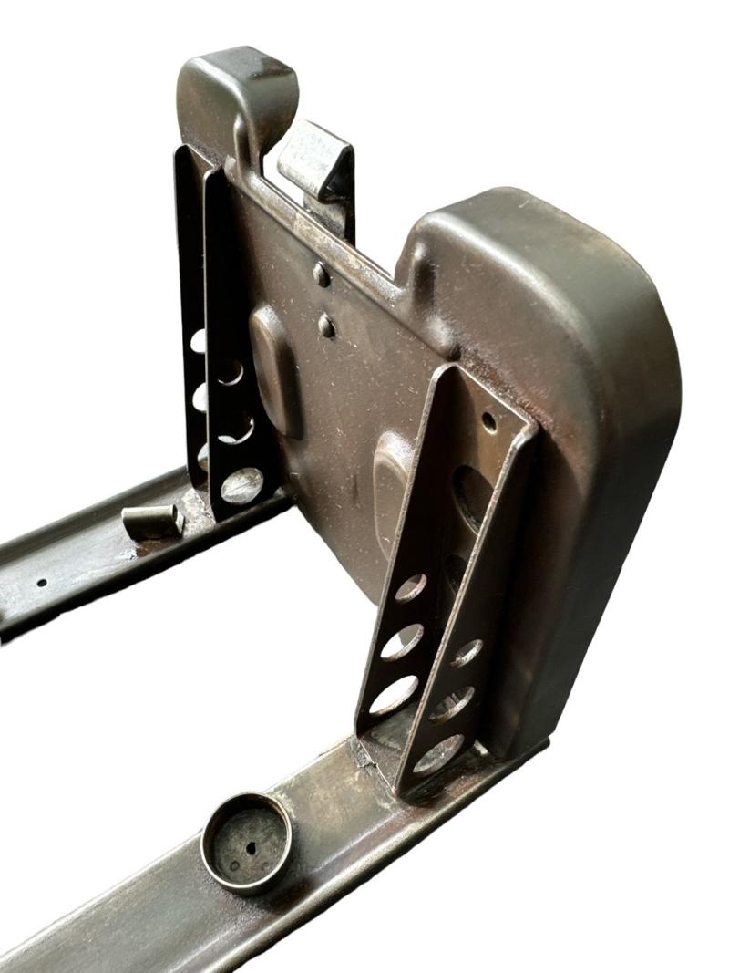 MG 34/42 Drum Carrier with 2 Drums ....Mint !