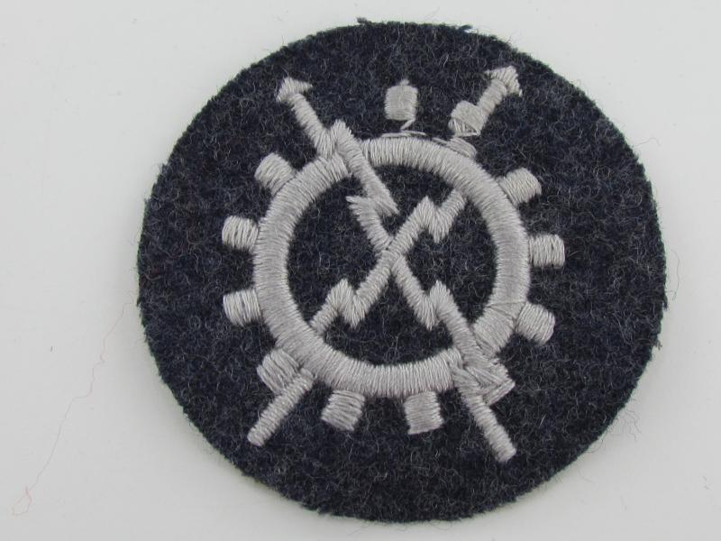 Luftwaffe Signals Equipment Trade Patch