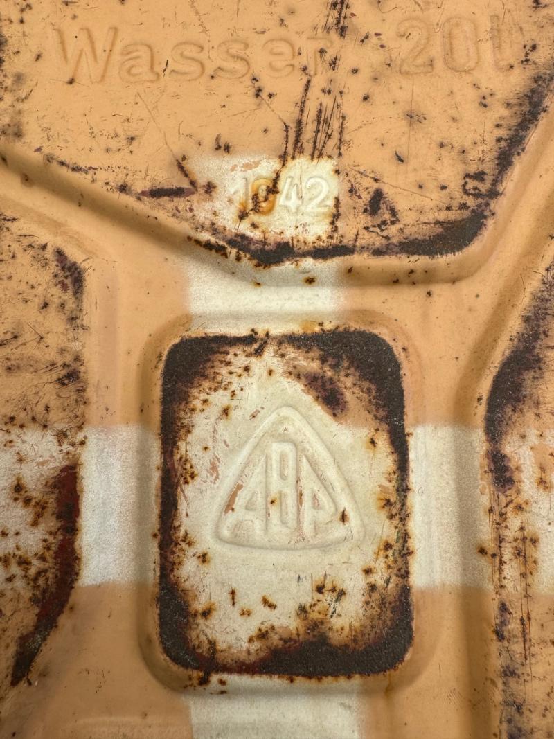 Wehrmacht 20l Wasser Jerrycan 'ABP 1942'