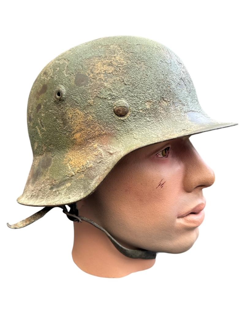 WH/SS M42 Helmet in Rough 4 Tone Camouflage Paint