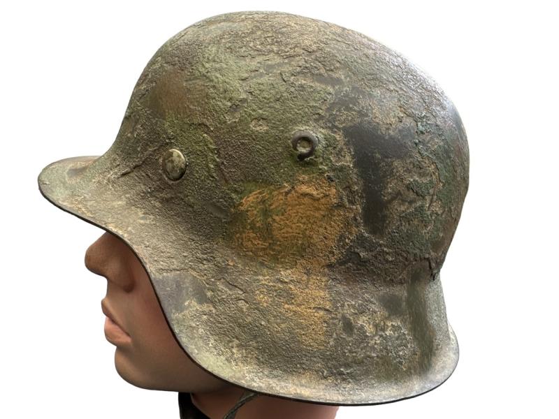 WH/SS M42 Helmet in Rough 4 Tone Camouflage Paint