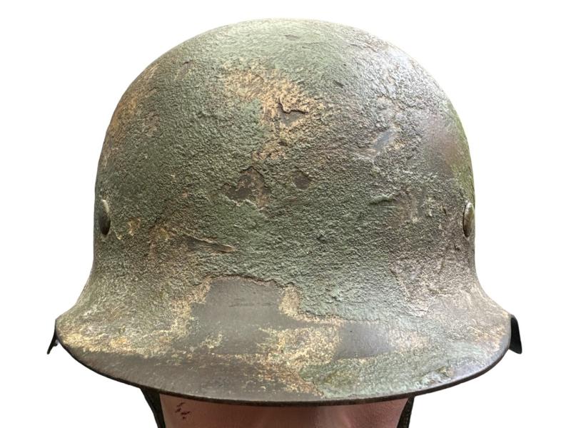 WH/SS M42 Helmet in Rough 4 Tone Camouflage Paint