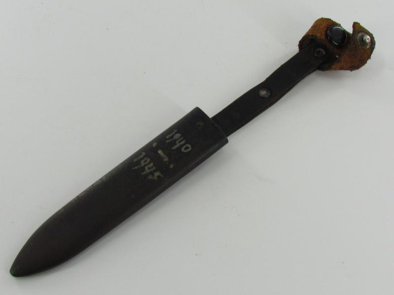 Hitler Youth Knife by RZM M7/51 ( Anton Wingen ) 1939