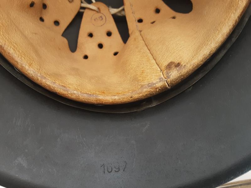 Late War WH/SS M42 ND helmet marked NS62...Mint