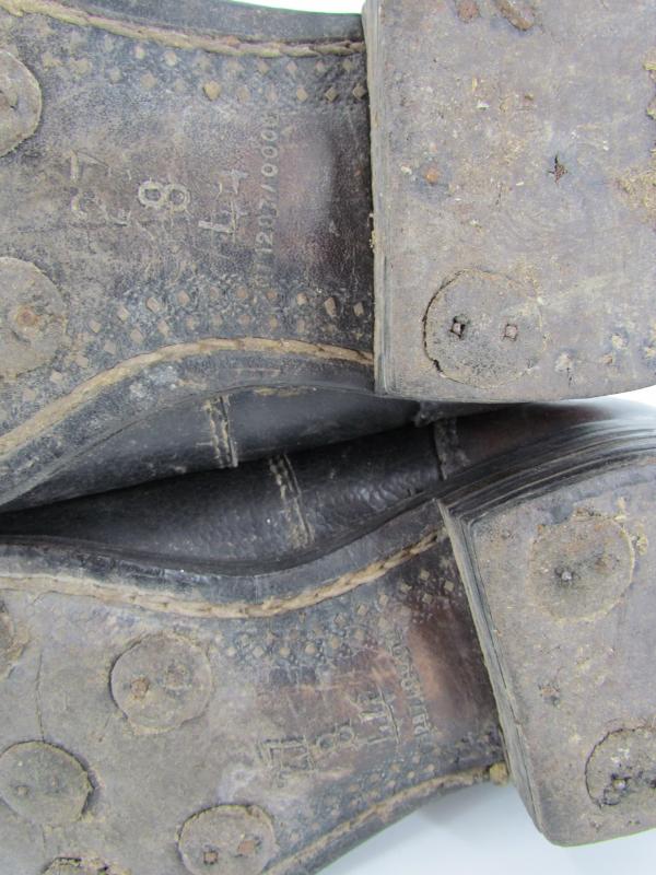 WH/SS Winter boots RB Numbered and dated 1944