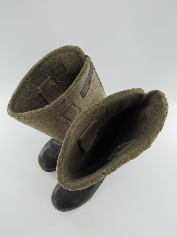 WH/SS Winter boots RB Numbered and dated 1944