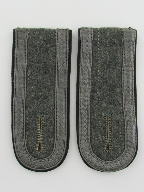Wehrmacht (Heer) M44 pionier shoulder boards for Unteroffizier (NCO)