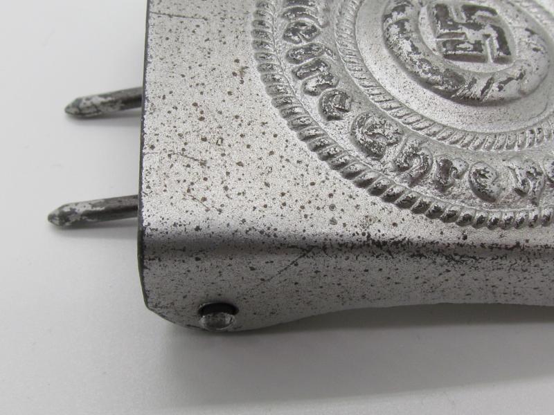 Unmarked Steel Waffen-SS buckle by Overhoff