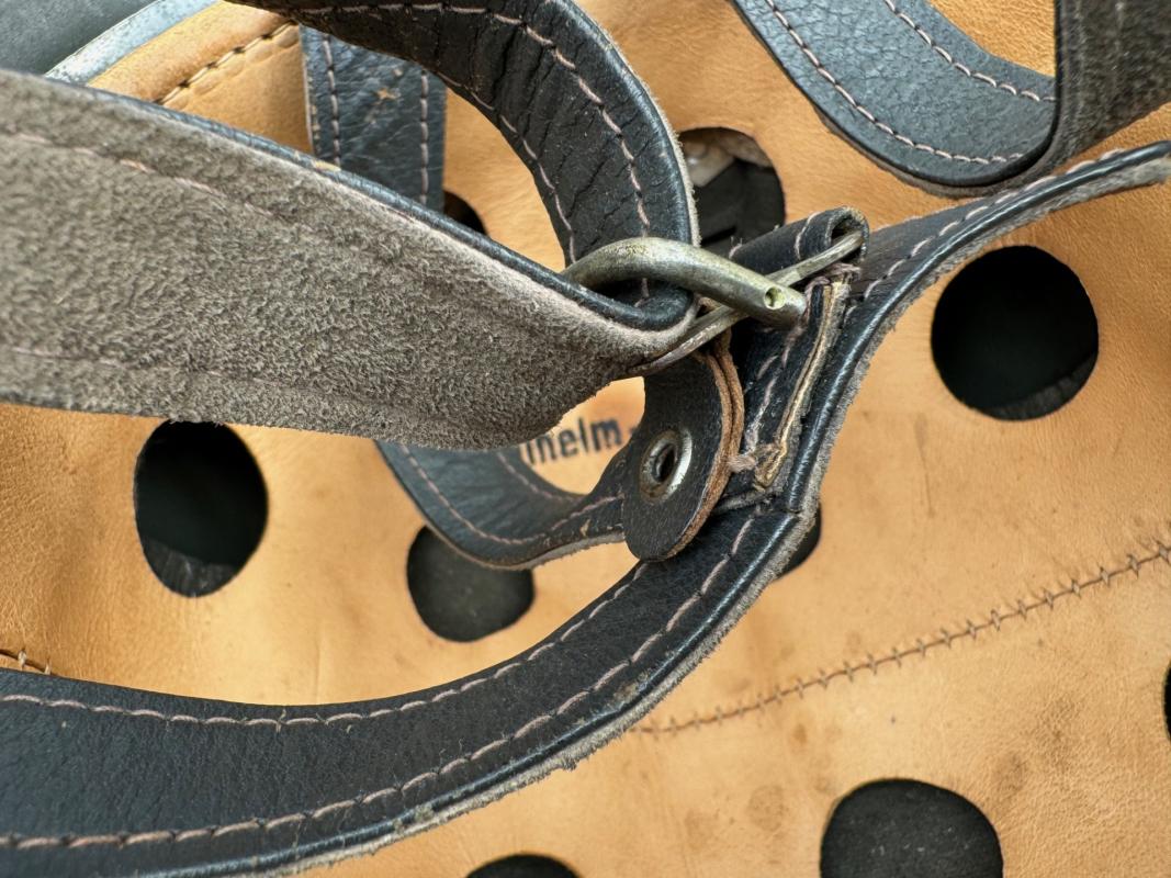 M38 single decal late war Fallschirmjäger helmet