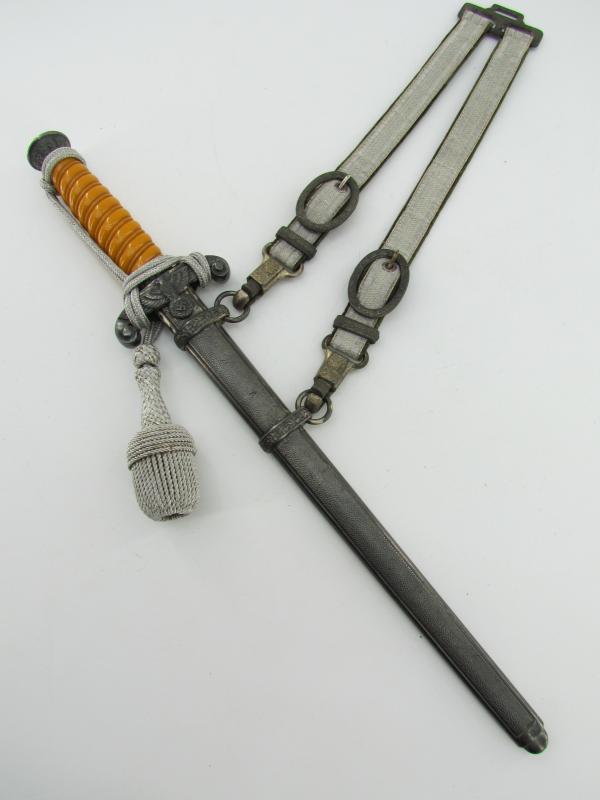 Wehrmacht Officers Dagger with Hangers by Höller Solingen