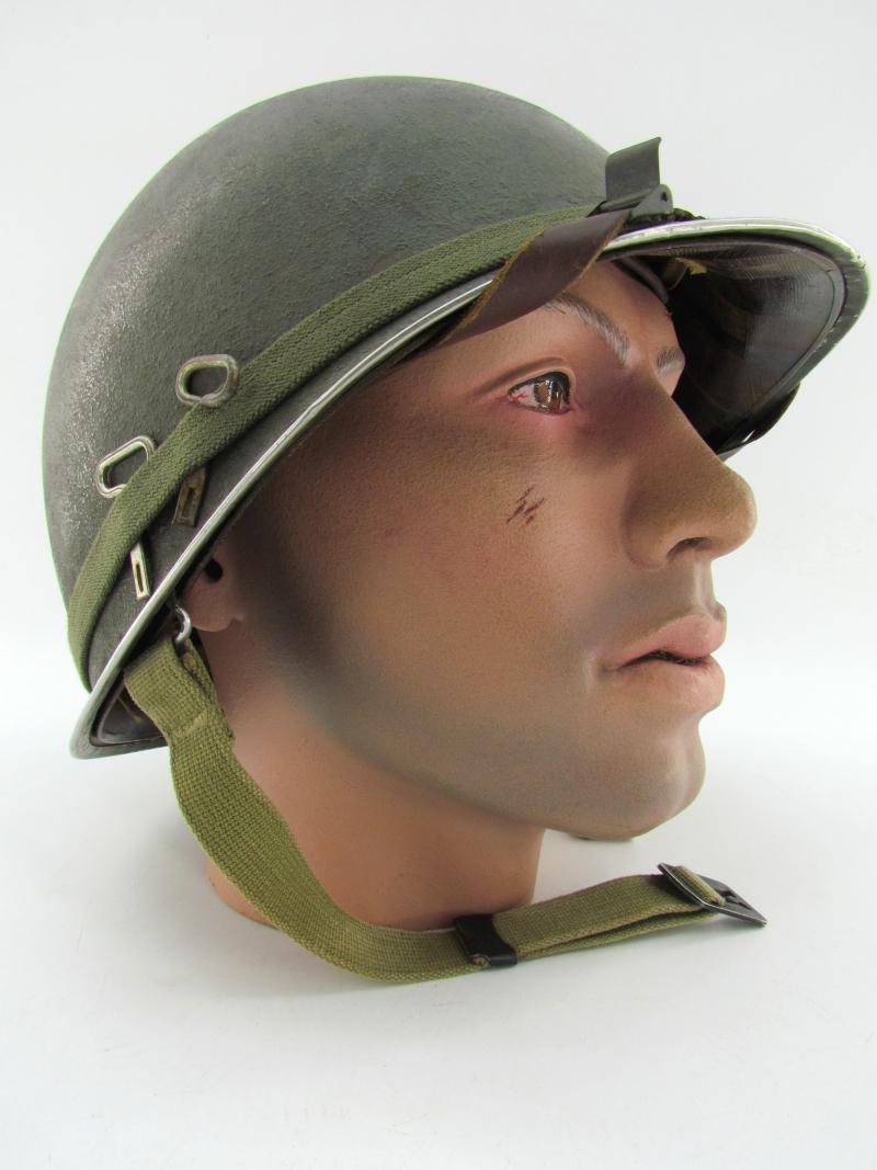 US WWII M1 ( fixed bale ) Combat Helmet with Liner