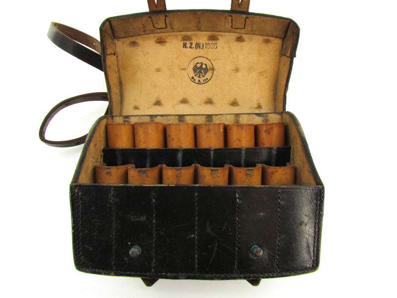 Wehrmacht Flare Ammunition Pouch 1936 with strap