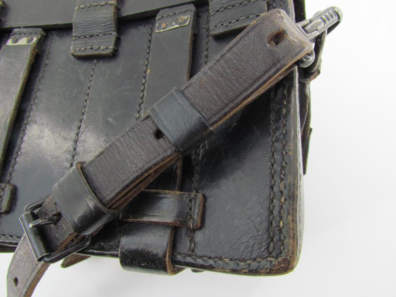 Wehrmacht Flare Ammunition Pouch 1936 with strap