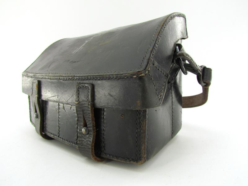 Wehrmacht Flare Ammunition Pouch 1936 with strap