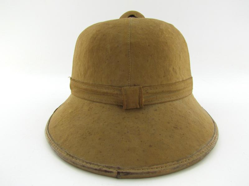 Wehrmacht Army (Heer) tropical ‘Afrikakorps’ first pattern pith helmet