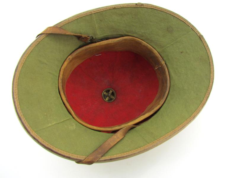 Wehrmacht Army (Heer) tropical ‘Afrikakorps’ first pattern pith helmet