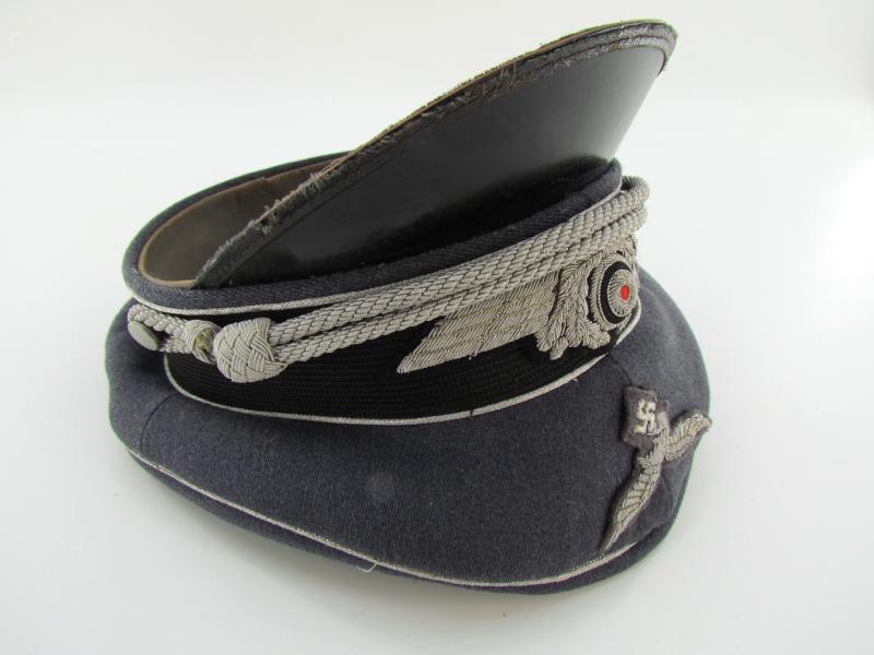 Luftwaffe officer visor cap ‘Schirmmütze’ by Erstklassig