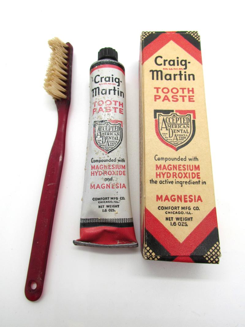 US WWII Craig-Martin tooth paste + Tooth Brush