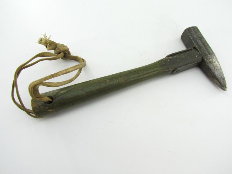 US WWII ( Mountain Troops ) Piton Hammer
