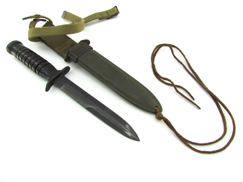 US WWII M3 Fighting Knife by CASE with M8A1 Scabbard