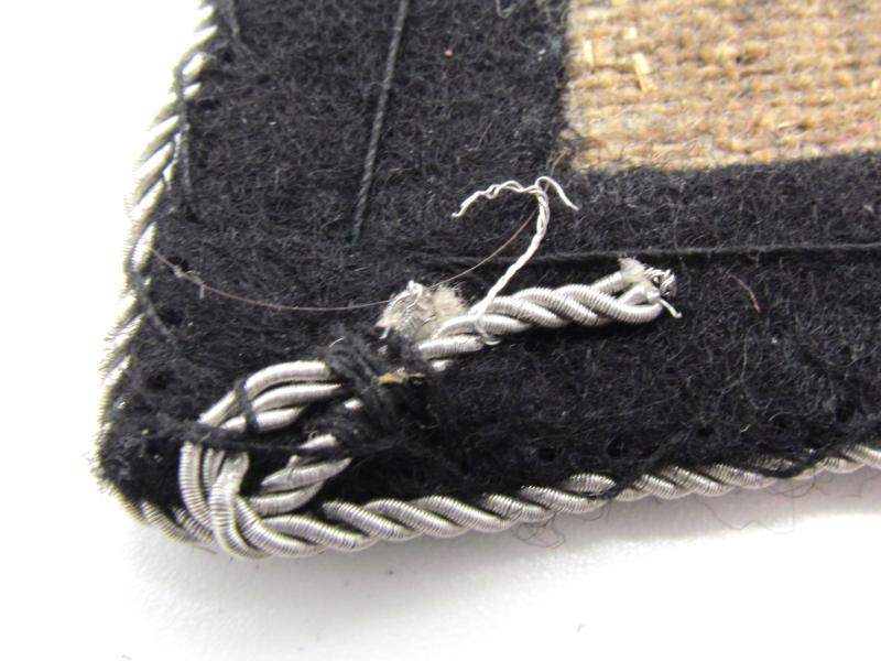 Waffen-SS ‘Untersturmführer’ officer collar tab set