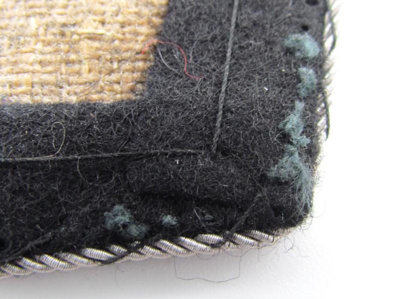 Waffen-SS ‘Untersturmführer’ officer collar tab set