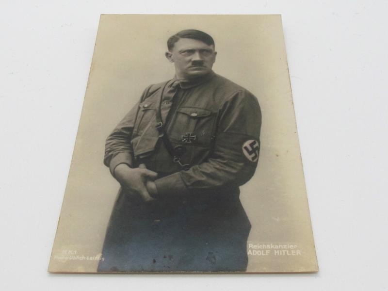 Postcard : Portrait Photo Adolf Hitler