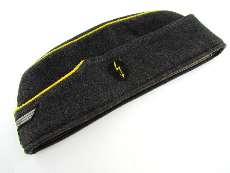 Wehrmacht Female ( Helferin ) Signal Auxiliaries Overseas Cap