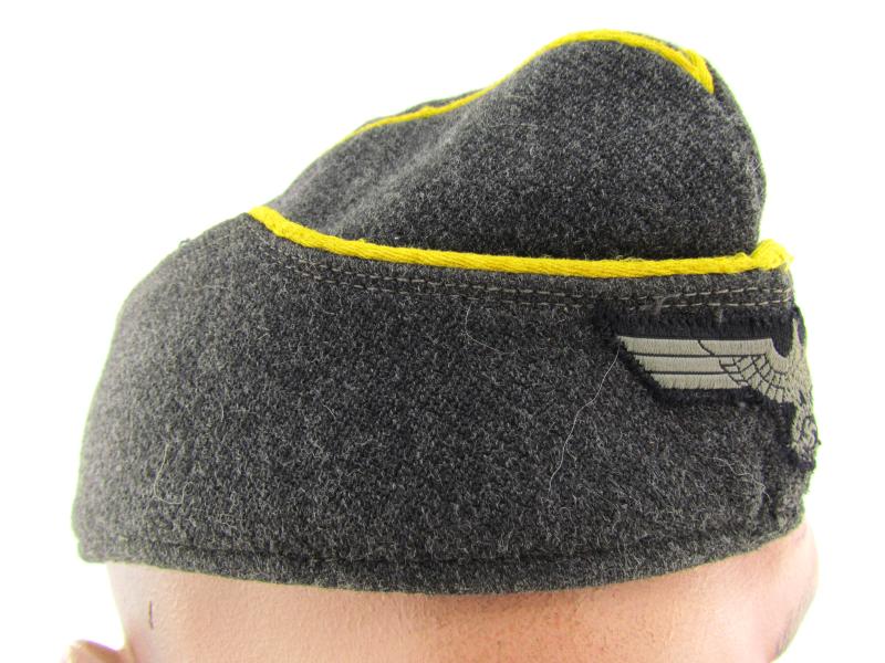 Wehrmacht Female ( Helferin ) Signal Auxiliaries Overseas Cap