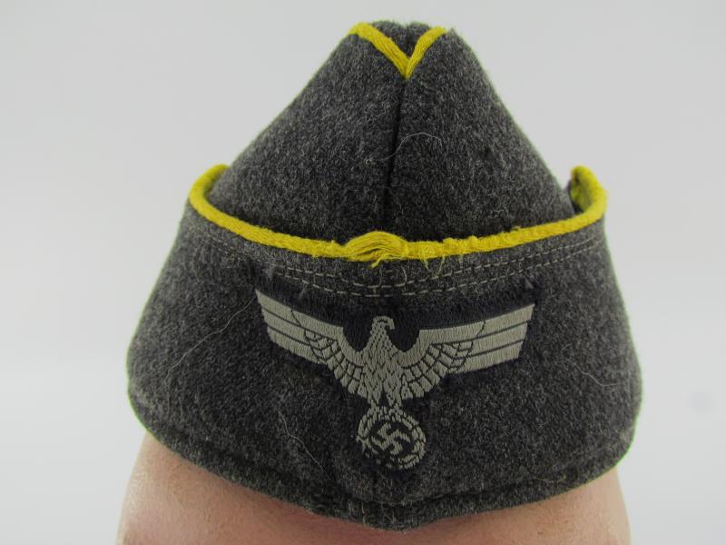 Wehrmacht Female ( Helferin ) Signal Auxiliaries Overseas Cap