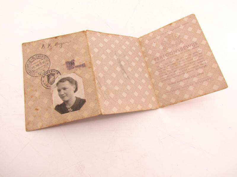 Dutch 'Persoonsbewijs' ( Identity card )