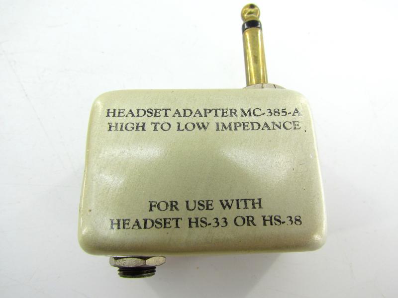 USAAF Headset Adaptor, type MC-385 ( unissued )