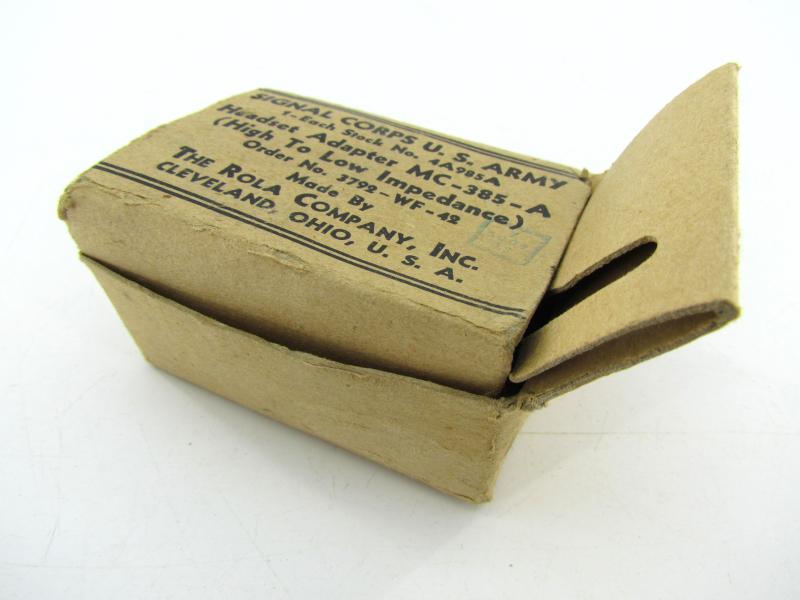 USAAF Headset Adaptor, type MC-385 ( unissued )