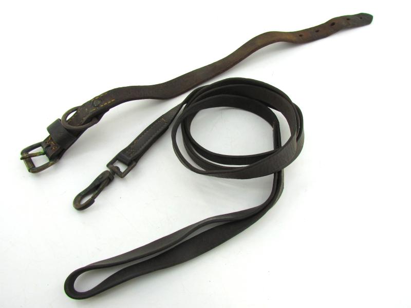 US WWII Era leather Dog Collar & Leash