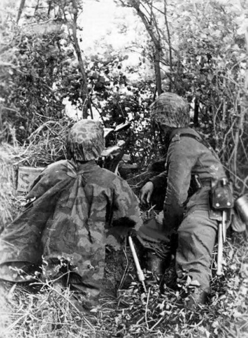 German WH M31 Gasmask Filter Pouch 1944