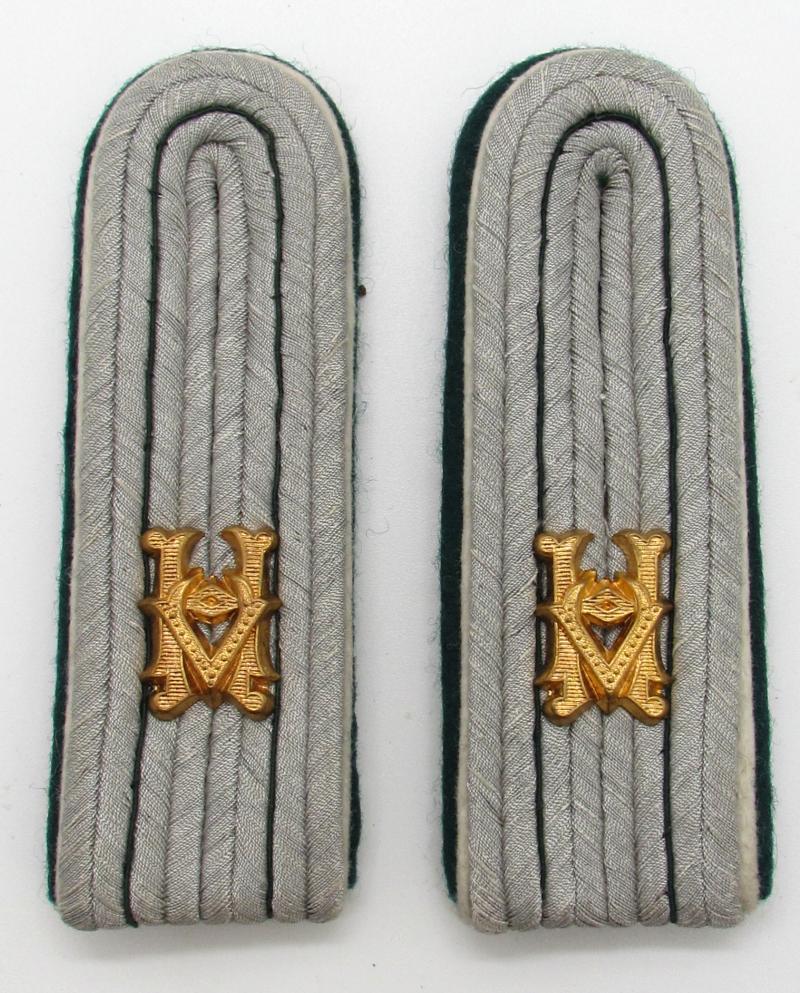 Wehrmacht Heeres Verwaltung, (Army Administration) Shoulder Boards