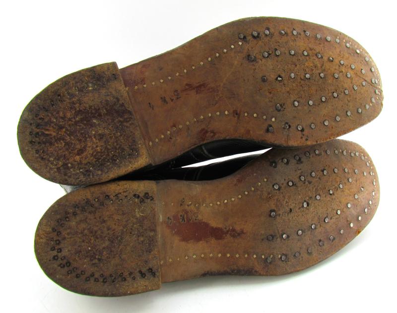 2nd Model Fallschirmjäger Jumpboots in Black Leather