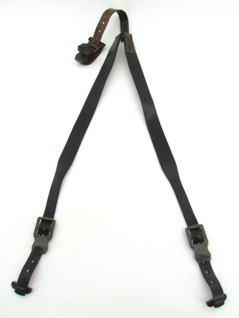 Lightweight ( Luftwaffe ) Y-straps RB Numbered