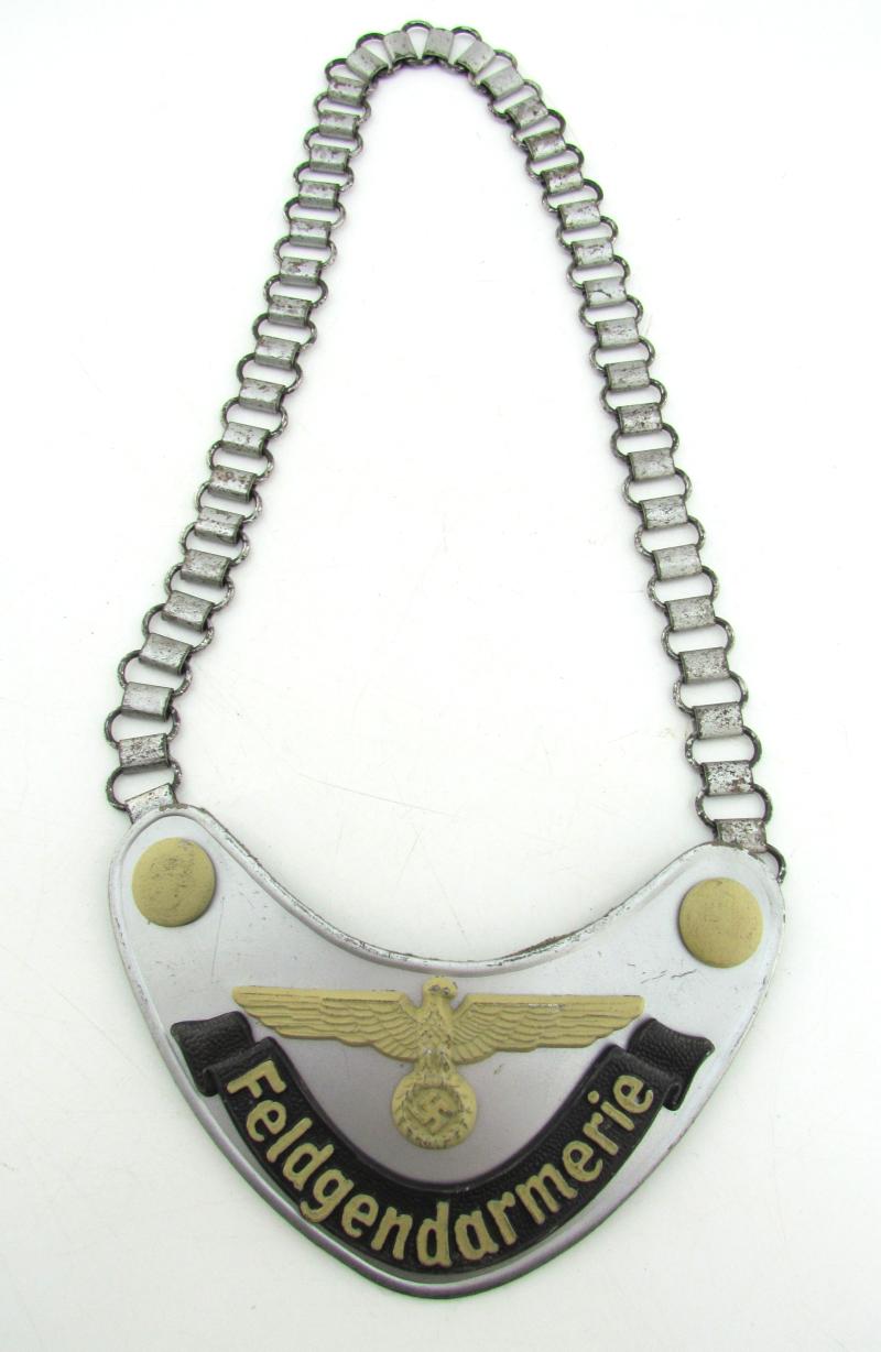 Wehrmacht 'Feldgendarmerie' Gorget