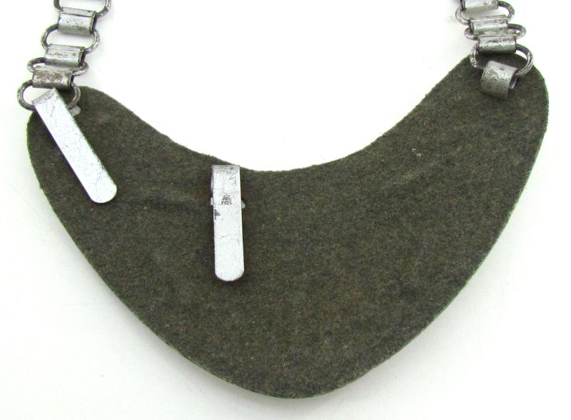 Wehrmacht 'Feldgendarmerie' Gorget