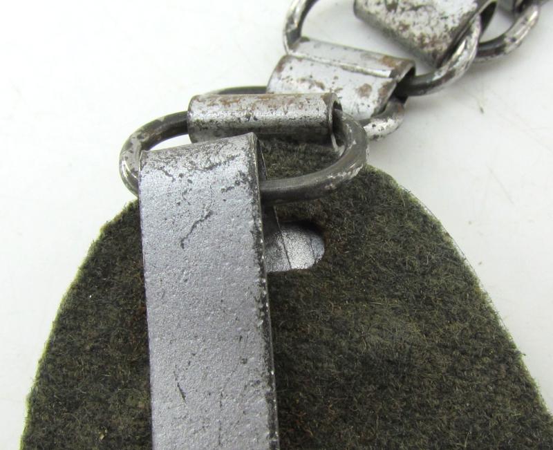 Wehrmacht 'Feldgendarmerie' Gorget