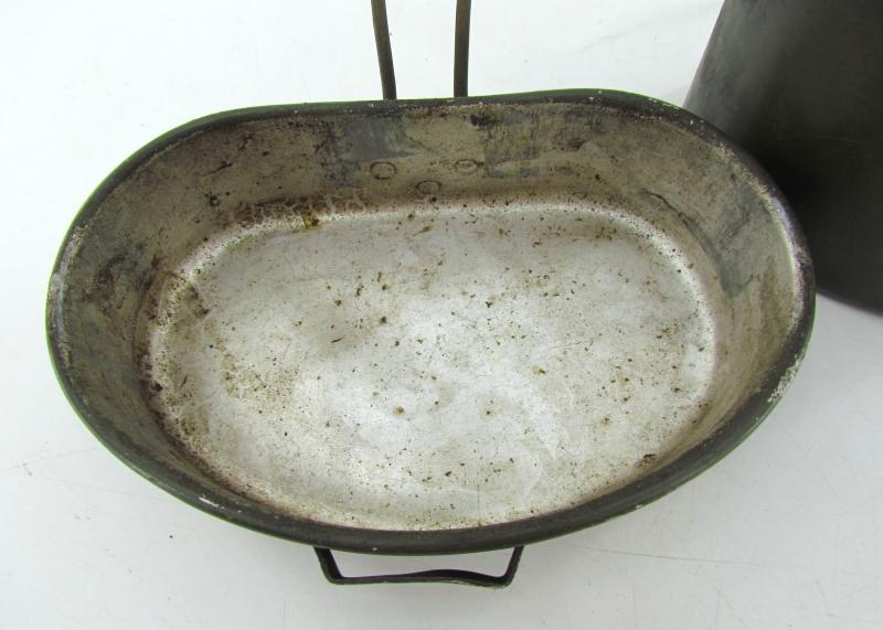 German reissued Italian messkit with Webbing Strap