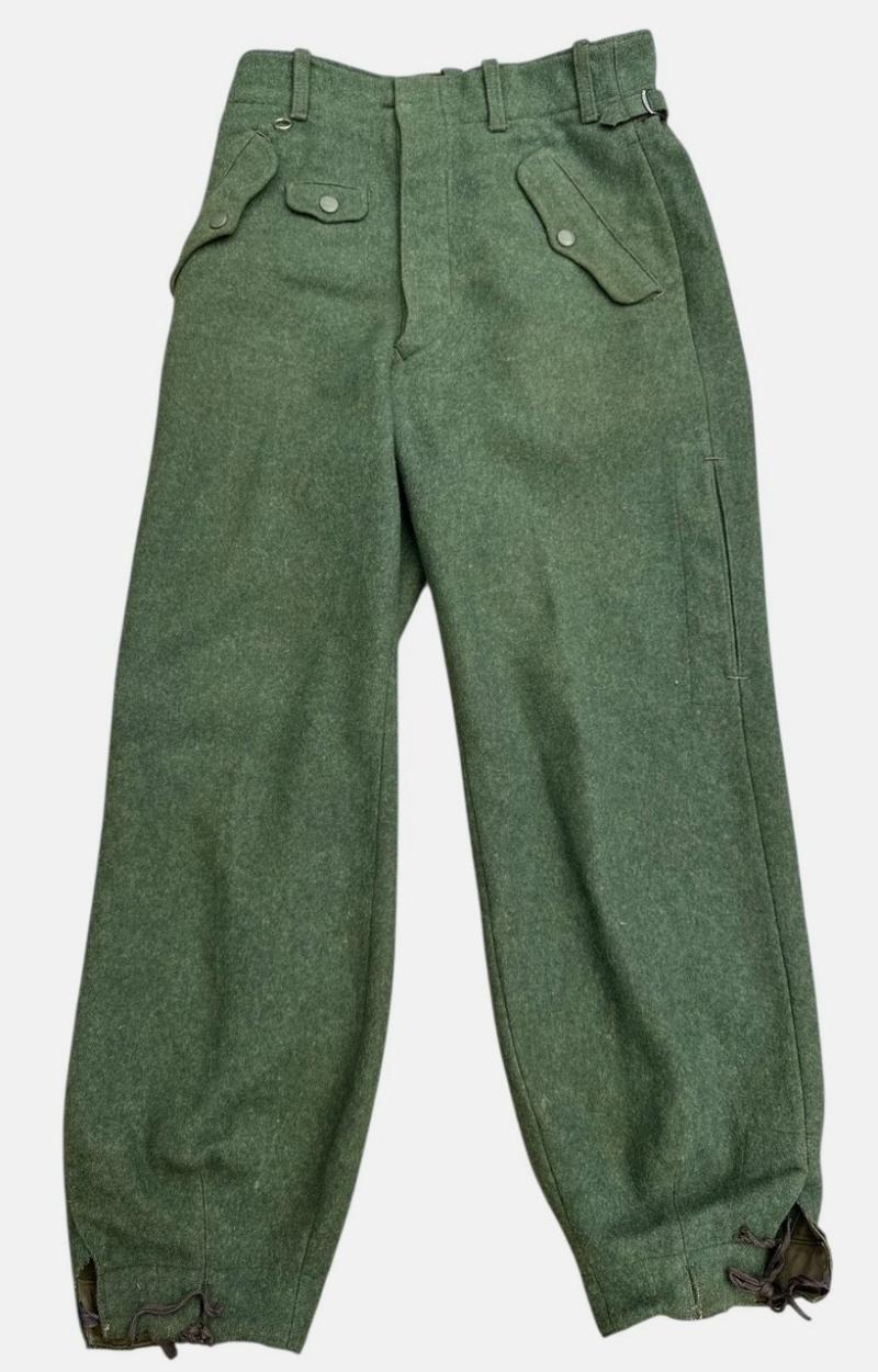 Luftwaffe paratrooper ‘Fallschirmjäger’ jump trousers ( Mint )